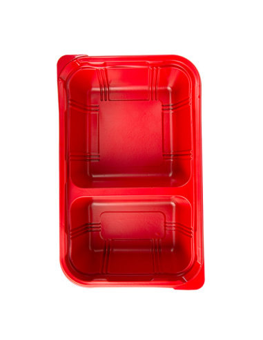 Vue rapprochée de la boîte en plastique noire avec deux compartiments intérieurs rouges
